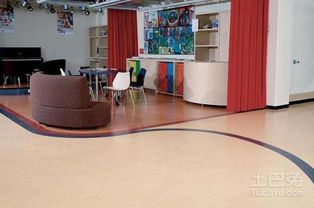 PVC塑料地板与实木地板 厂家推荐及价格分析